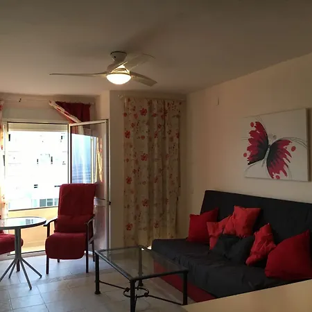 With One Bedroom In Fuengirola, With Wonderful Sea View, Pool Acces... Fuengirola